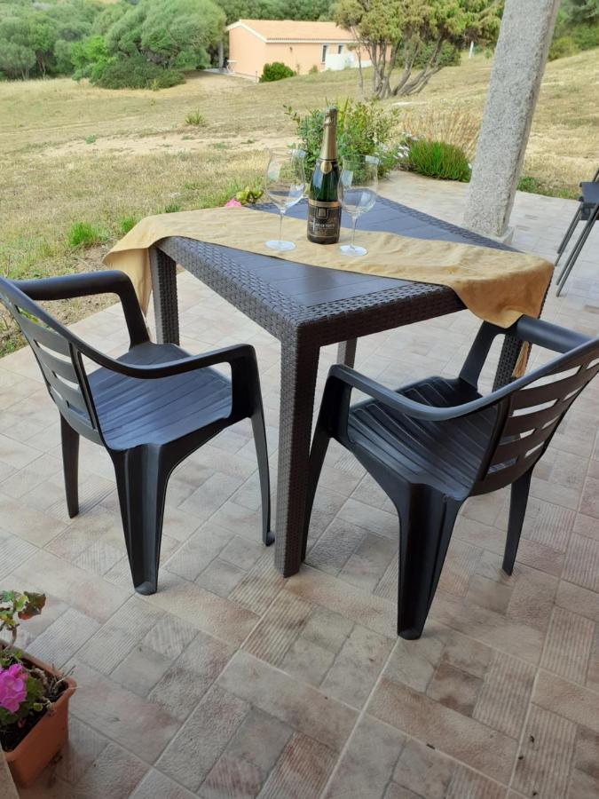 Gli Olivastri Con Piscina,Solarium, Vista Mare ,Sole -Mare E Tanta Natura ,Climatizzatore,Wifi Aglientu Εξωτερικό φωτογραφία